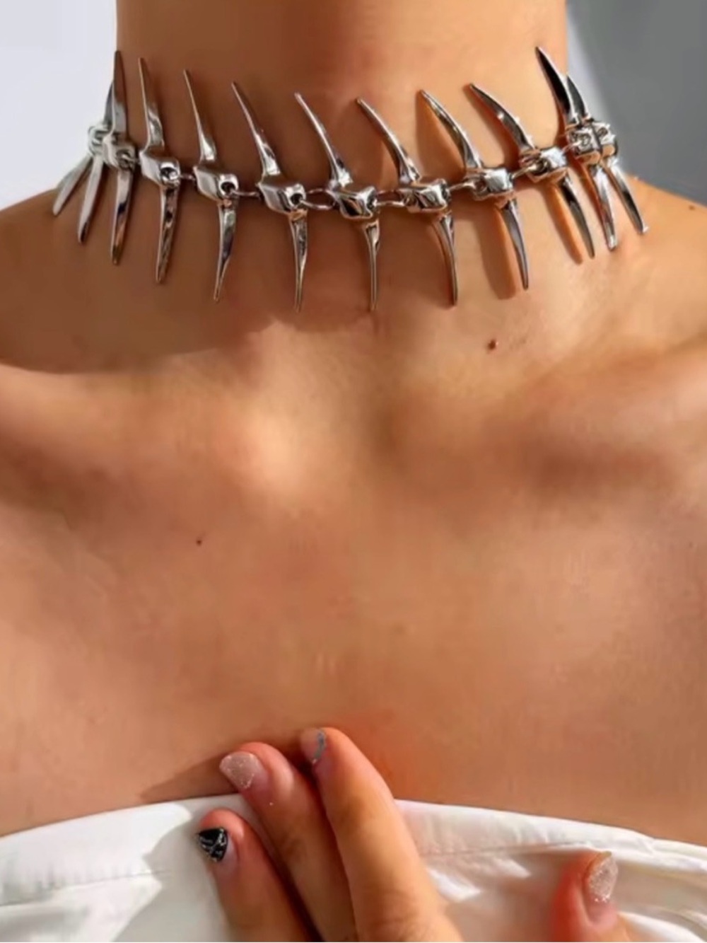 Silver Spike Link Bracelet - Stylish Jewelry - Picture 4 of 6
